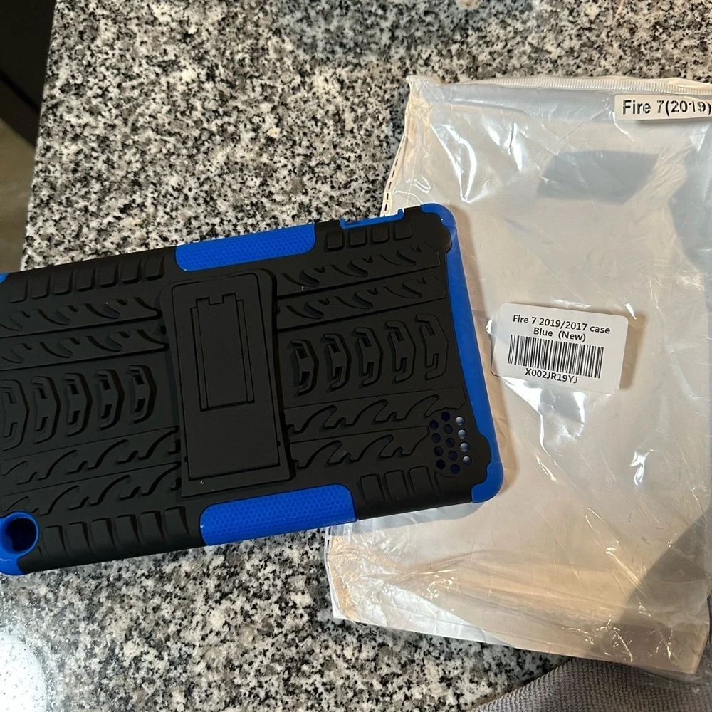 Fire tablet 7 2019/2017 brand new case